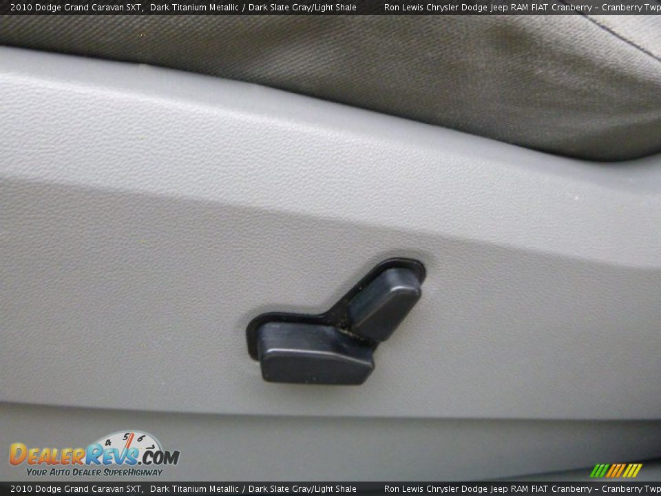 2010 Dodge Grand Caravan SXT Dark Titanium Metallic / Dark Slate Gray/Light Shale Photo #16