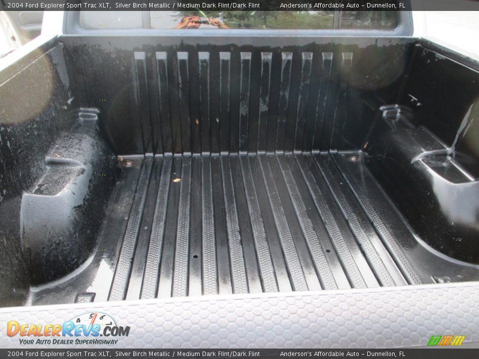 2004 Ford Explorer Sport Trac XLT Silver Birch Metallic / Medium Dark Flint/Dark Flint Photo #15
