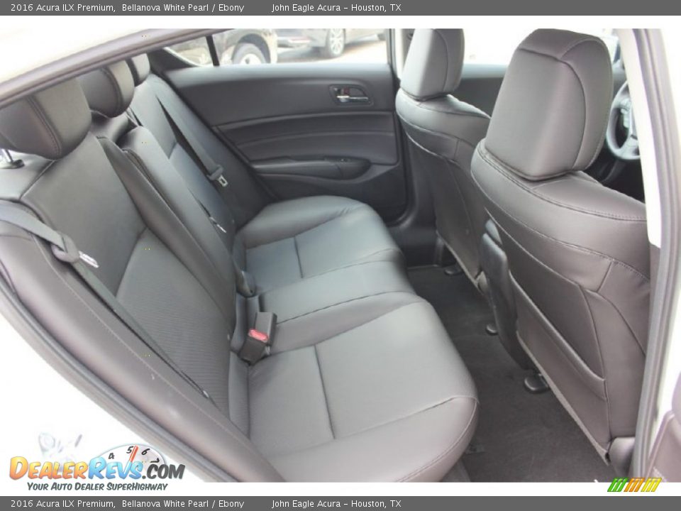 2016 Acura ILX Premium Bellanova White Pearl / Ebony Photo #18