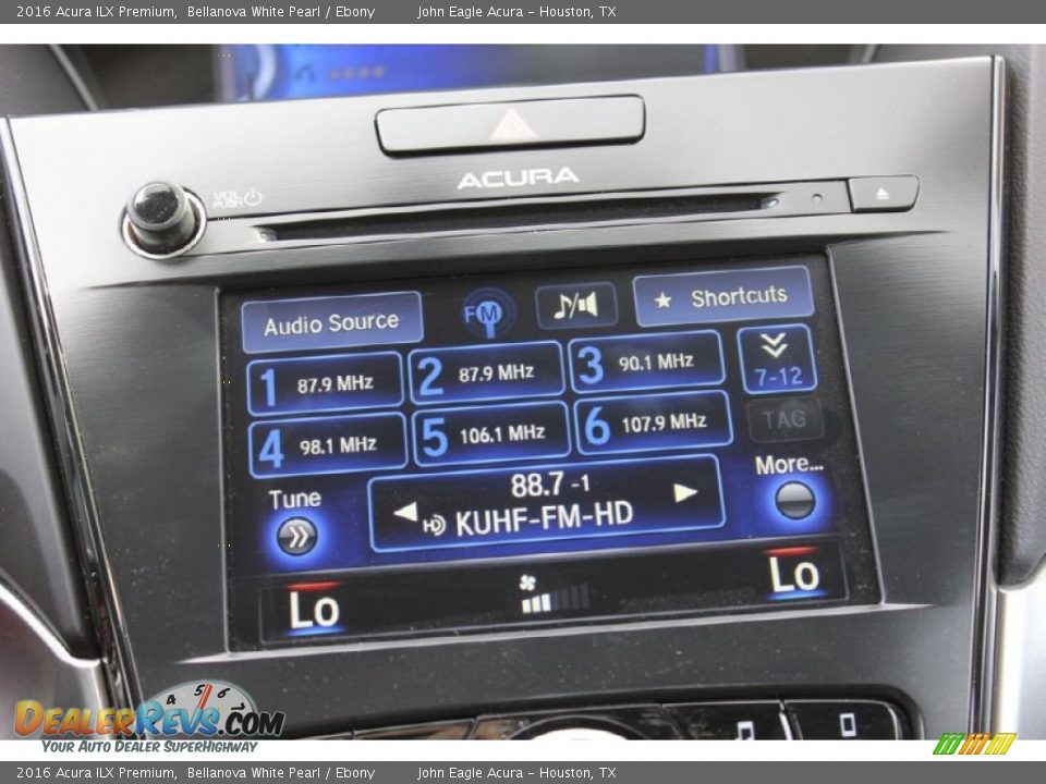 2016 Acura ILX Premium Bellanova White Pearl / Ebony Photo #32