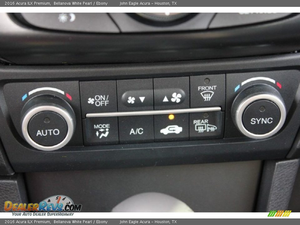 2016 Acura ILX Premium Bellanova White Pearl / Ebony Photo #34