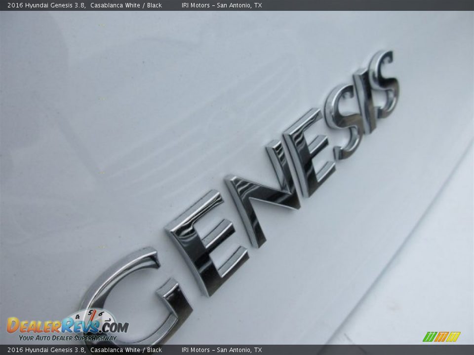 2016 Hyundai Genesis 3.8 Casablanca White / Black Photo #5