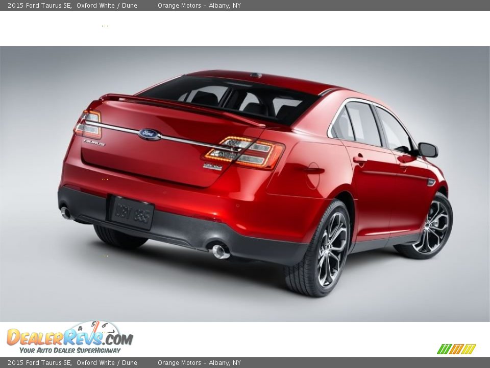 2015 Ford Taurus SE Oxford White / Dune Photo #7