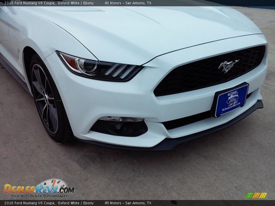 2016 Ford Mustang V6 Coupe Oxford White / Ebony Photo #2