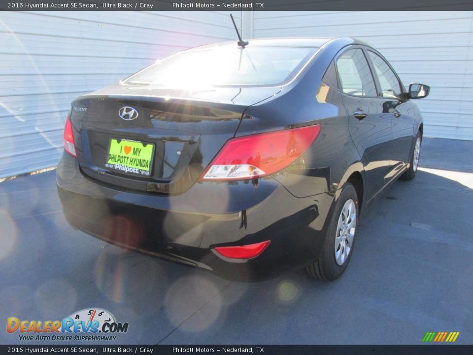 2016 Hyundai Accent SE Sedan Ultra Black / Gray Photo #4