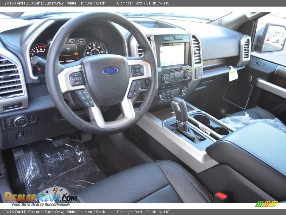 Black Interior - 2016 Ford F150 Lariat SuperCrew Photo #10