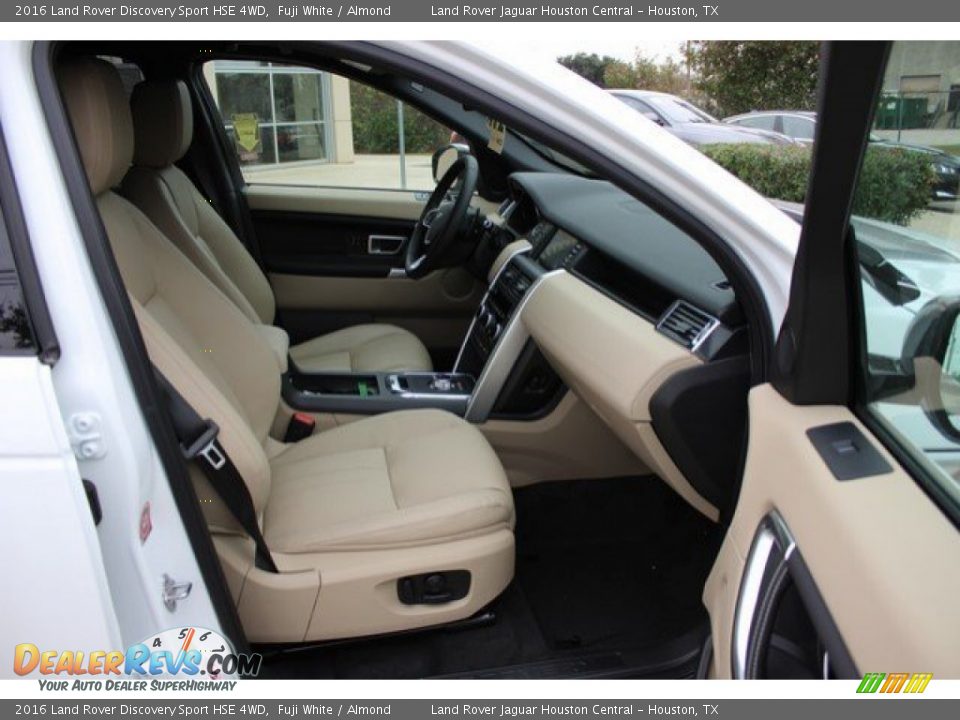 2016 Land Rover Discovery Sport HSE 4WD Fuji White / Almond Photo #5