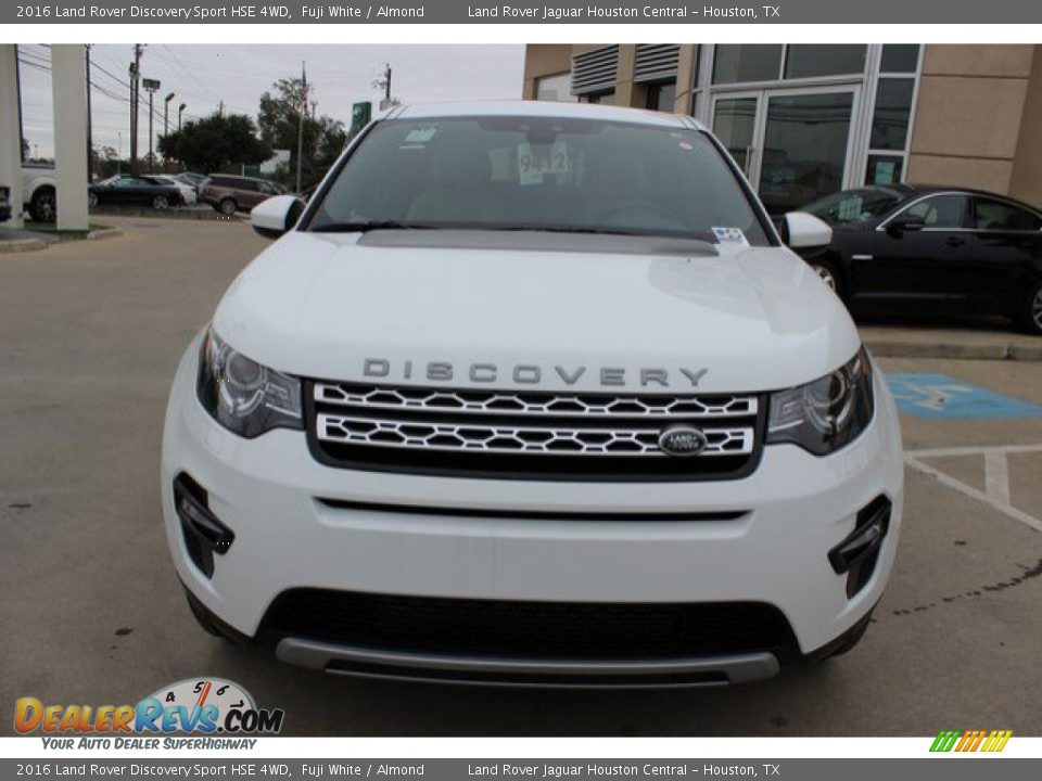 2016 Land Rover Discovery Sport HSE 4WD Fuji White / Almond Photo #6