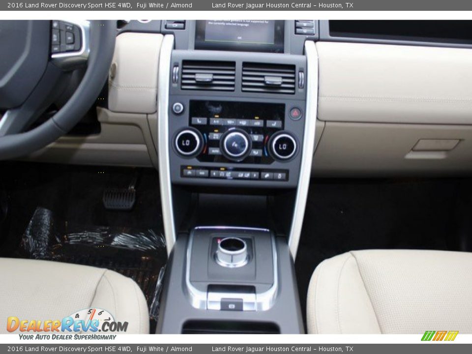2016 Land Rover Discovery Sport HSE 4WD Fuji White / Almond Photo #15