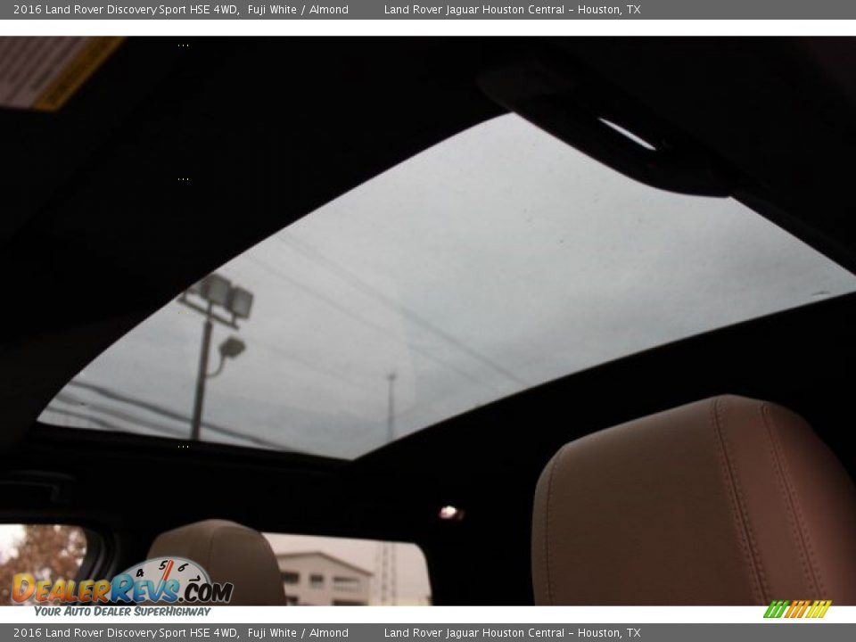 2016 Land Rover Discovery Sport HSE 4WD Fuji White / Almond Photo #19