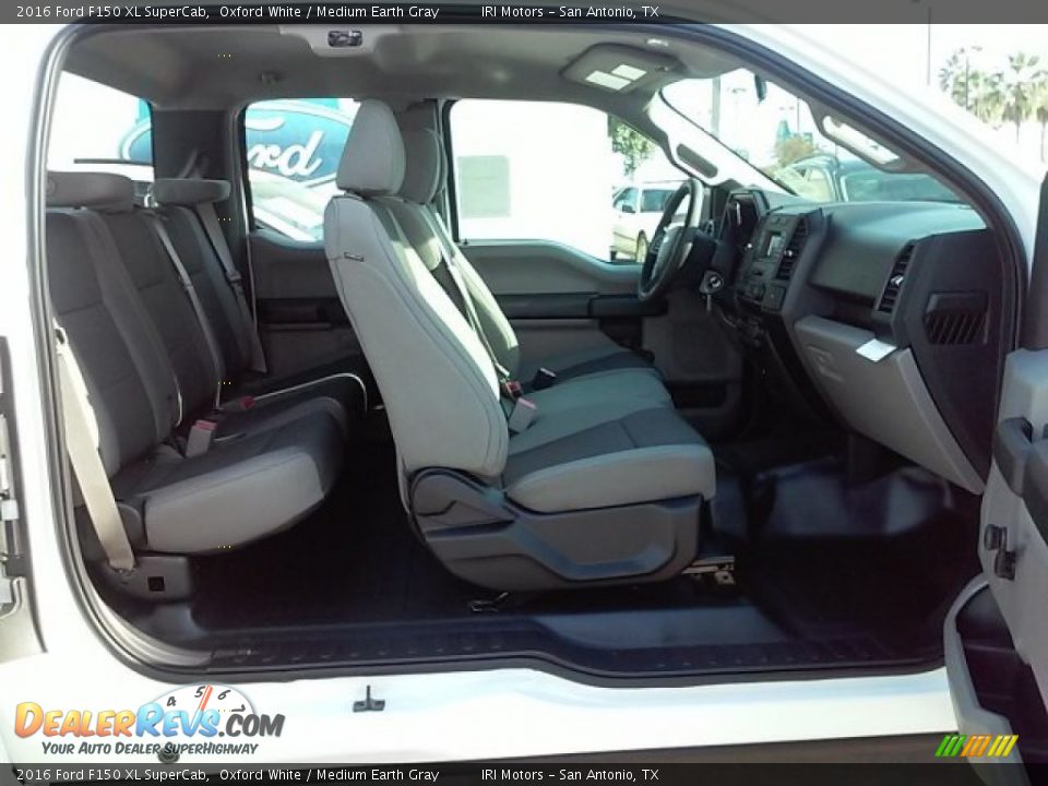 2016 Ford F150 XL SuperCab Oxford White / Medium Earth Gray Photo #15