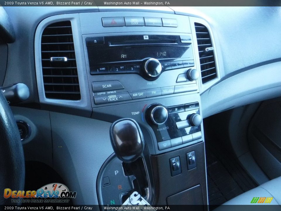2009 Toyota Venza V6 AWD Blizzard Pearl / Gray Photo #13