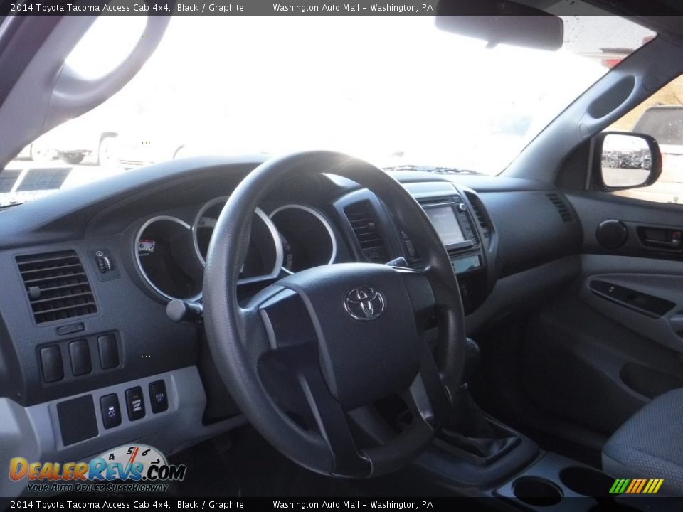 2014 Toyota Tacoma Access Cab 4x4 Black / Graphite Photo #12