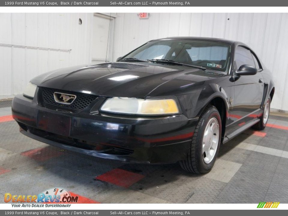 1999 Ford Mustang V6 Coupe Black / Dark Charcoal Photo #3