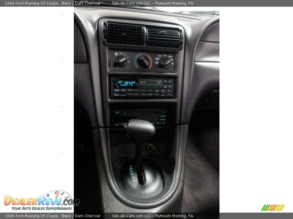 1999 Ford Mustang V6 Coupe Black / Dark Charcoal Photo #31