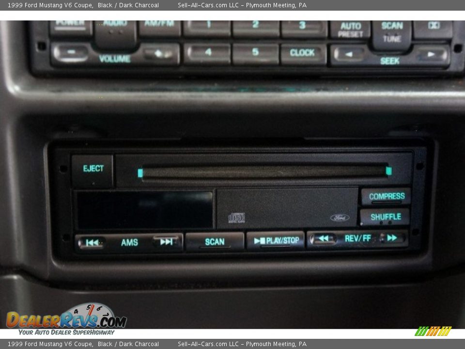 1999 Ford Mustang V6 Coupe Black / Dark Charcoal Photo #34