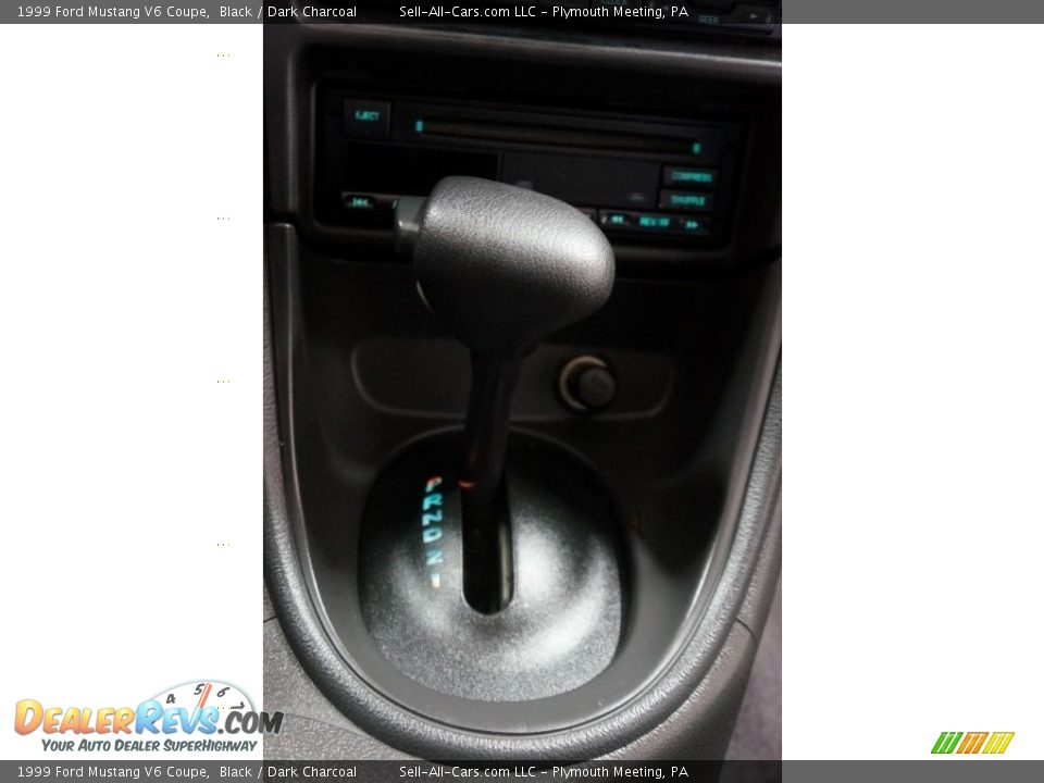 1999 Ford Mustang V6 Coupe Black / Dark Charcoal Photo #35