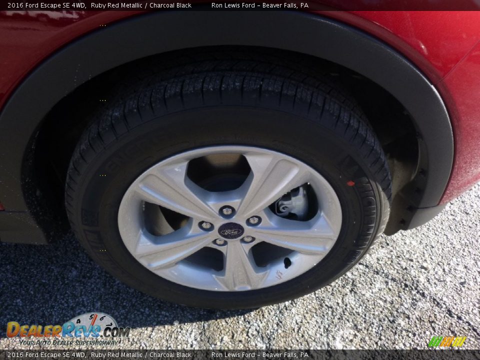2016 Ford Escape SE 4WD Ruby Red Metallic / Charcoal Black Photo #10