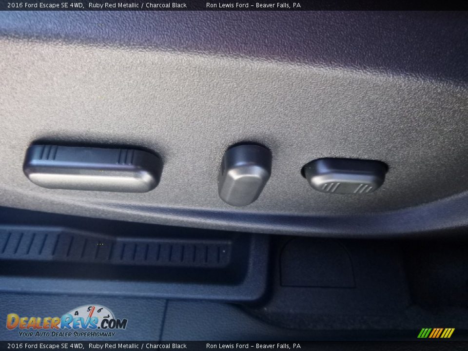 2016 Ford Escape SE 4WD Ruby Red Metallic / Charcoal Black Photo #16