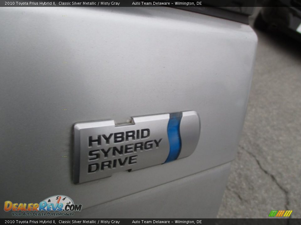 2010 Toyota Prius Hybrid II Classic Silver Metallic / Misty Gray Photo #25