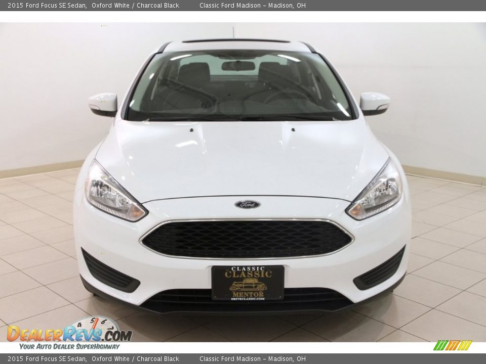 2015 Ford Focus SE Sedan Oxford White / Charcoal Black Photo #2
