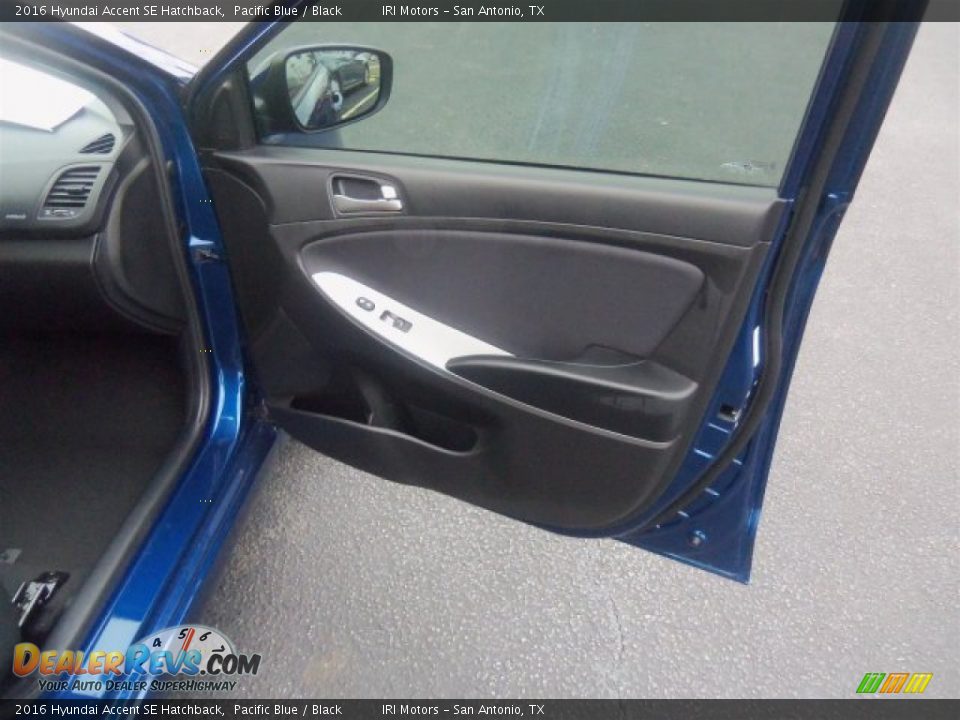 2016 Hyundai Accent SE Hatchback Pacific Blue / Black Photo #13