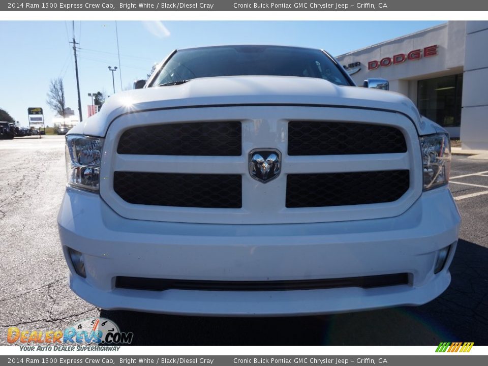 2014 Ram 1500 Express Crew Cab Bright White / Black/Diesel Gray Photo #2