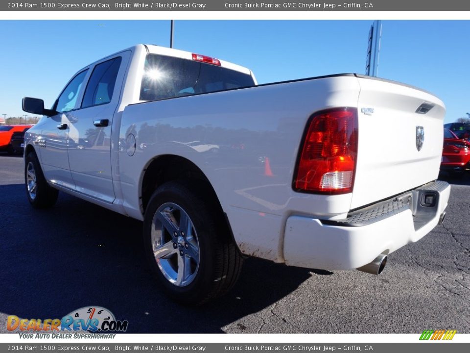 2014 Ram 1500 Express Crew Cab Bright White / Black/Diesel Gray Photo #5