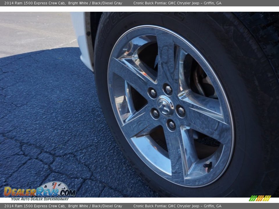 2014 Ram 1500 Express Crew Cab Bright White / Black/Diesel Gray Photo #13