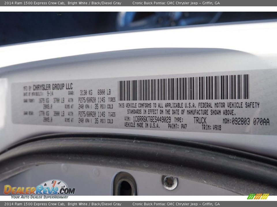 2014 Ram 1500 Express Crew Cab Bright White / Black/Diesel Gray Photo #19