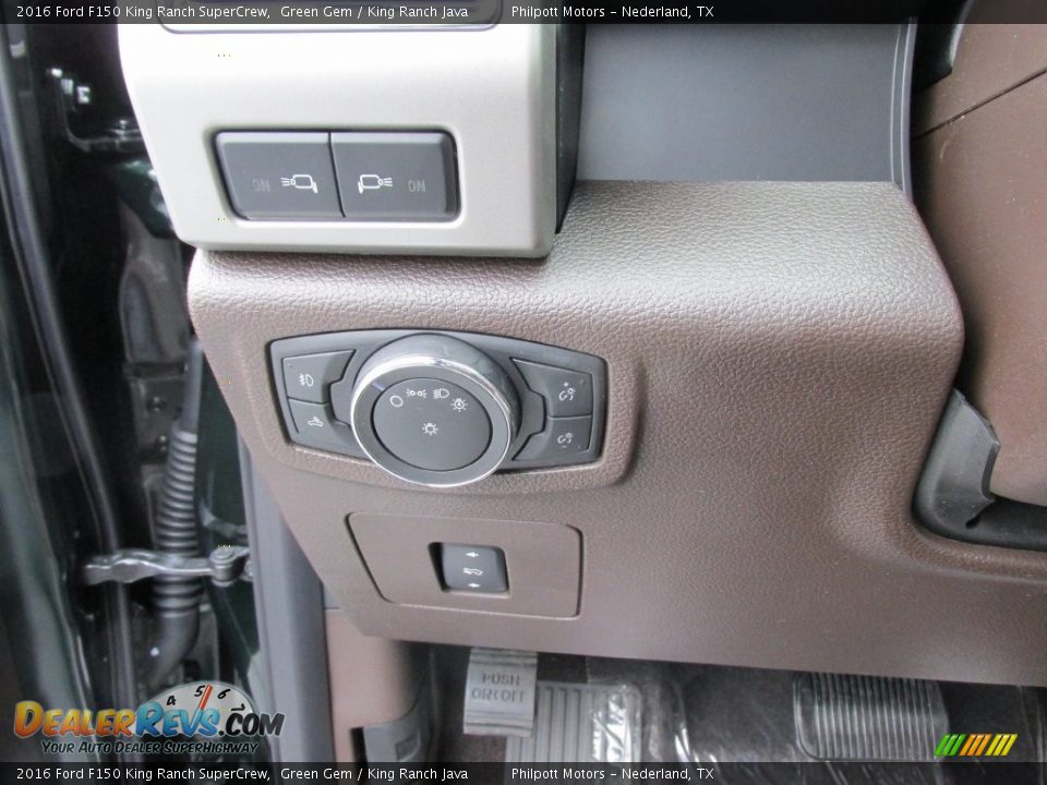 Controls of 2016 Ford F150 King Ranch SuperCrew Photo #36