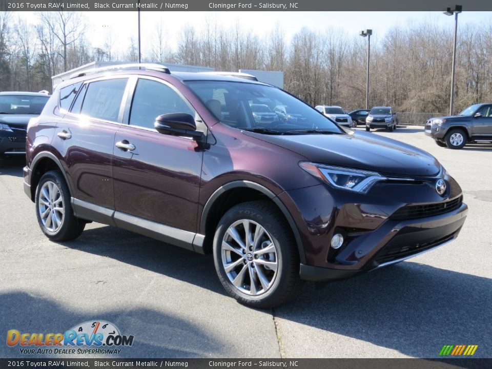 Front 3/4 View of 2016 Toyota RAV4 Limited Photo #1