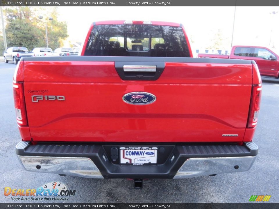 2016 Ford F150 XLT SuperCrew Race Red / Medium Earth Gray Photo #4