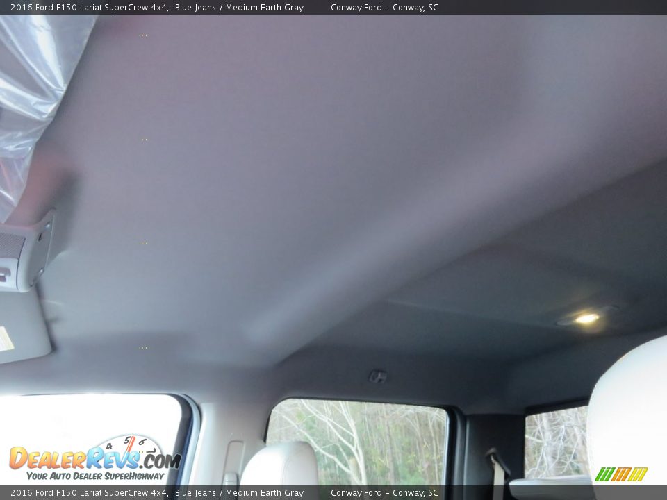 2016 Ford F150 Lariat SuperCrew 4x4 Blue Jeans / Medium Earth Gray Photo #18