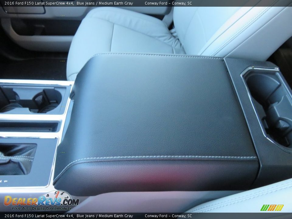 2016 Ford F150 Lariat SuperCrew 4x4 Blue Jeans / Medium Earth Gray Photo #25