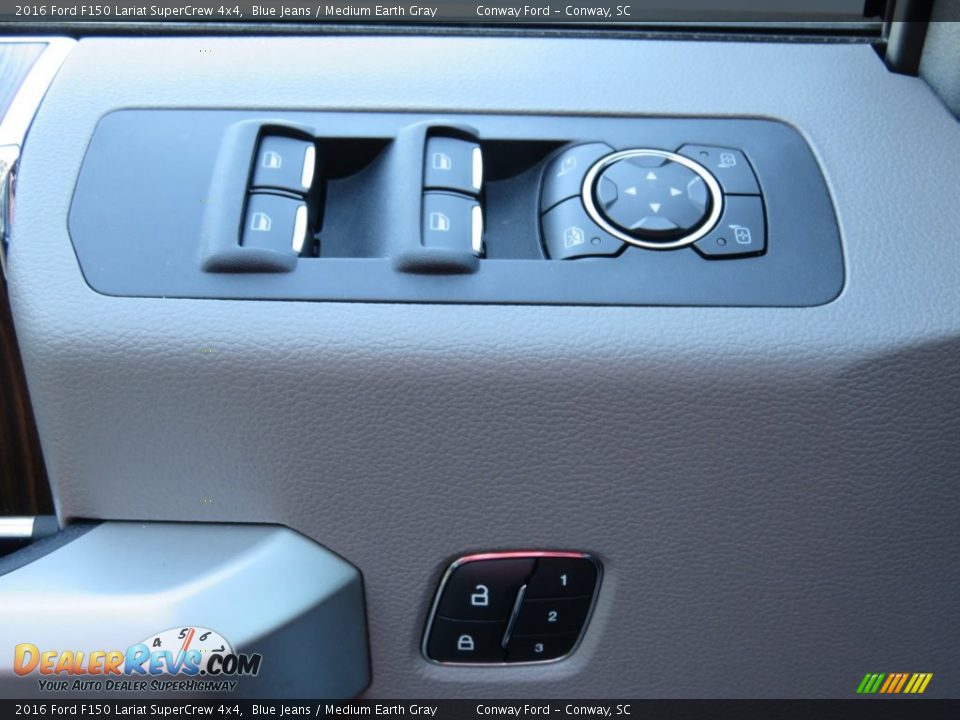 2016 Ford F150 Lariat SuperCrew 4x4 Blue Jeans / Medium Earth Gray Photo #36