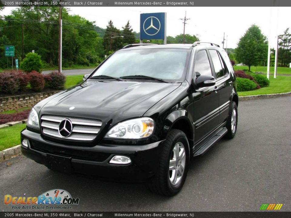 2005 Mercedes-Benz ML 350 4Matic Black / Charcoal Photo #1