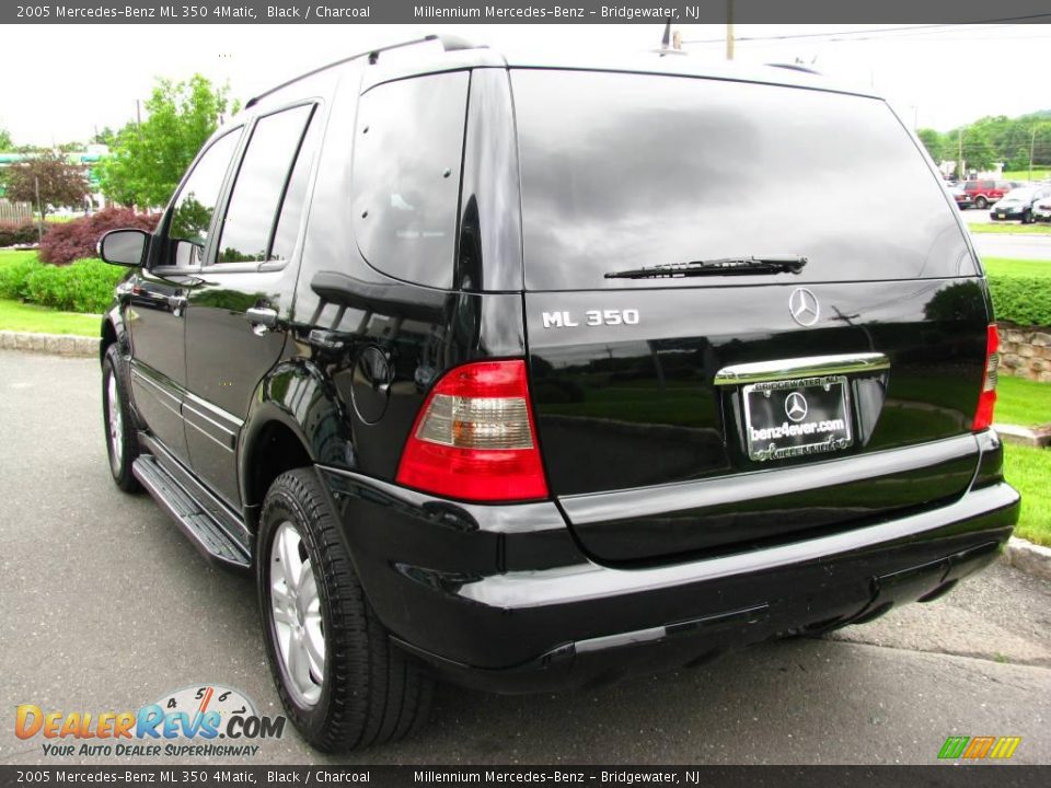 2005 Mercedes-Benz ML 350 4Matic Black / Charcoal Photo #3
