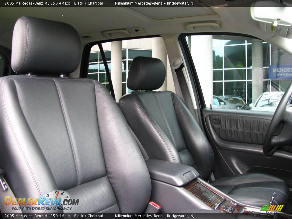 2005 Mercedes-Benz ML 350 4Matic Black / Charcoal Photo #12