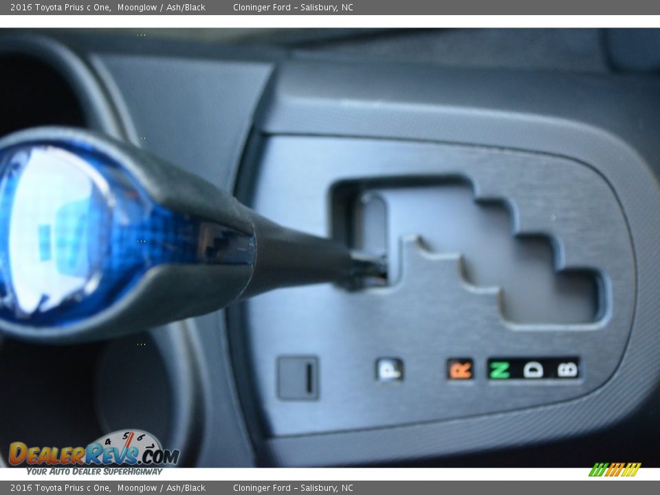 2016 Toyota Prius c One Moonglow / Ash/Black Photo #13