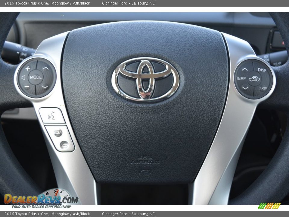 2016 Toyota Prius c One Moonglow / Ash/Black Photo #14