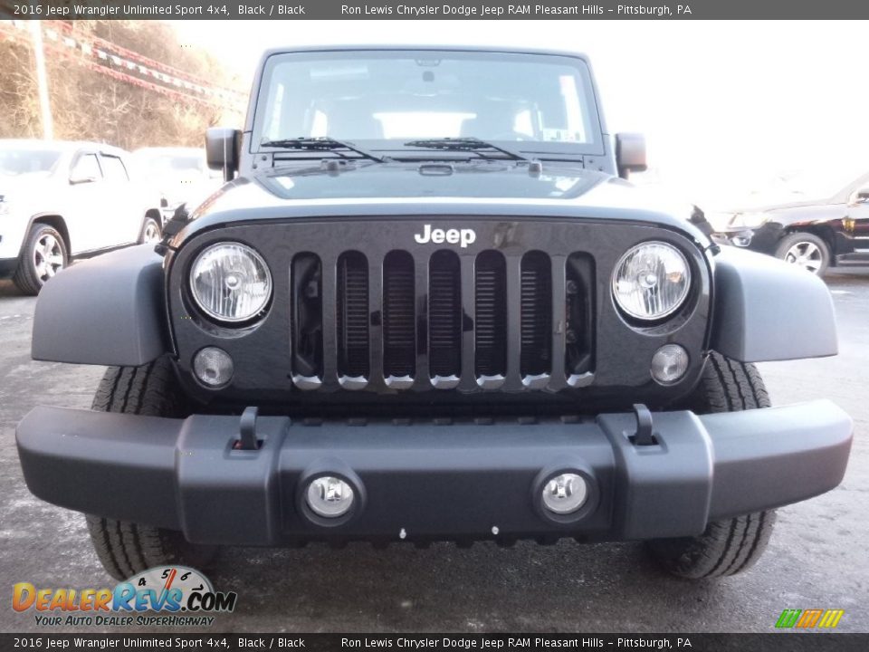 2016 Jeep Wrangler Unlimited Sport 4x4 Black / Black Photo #9