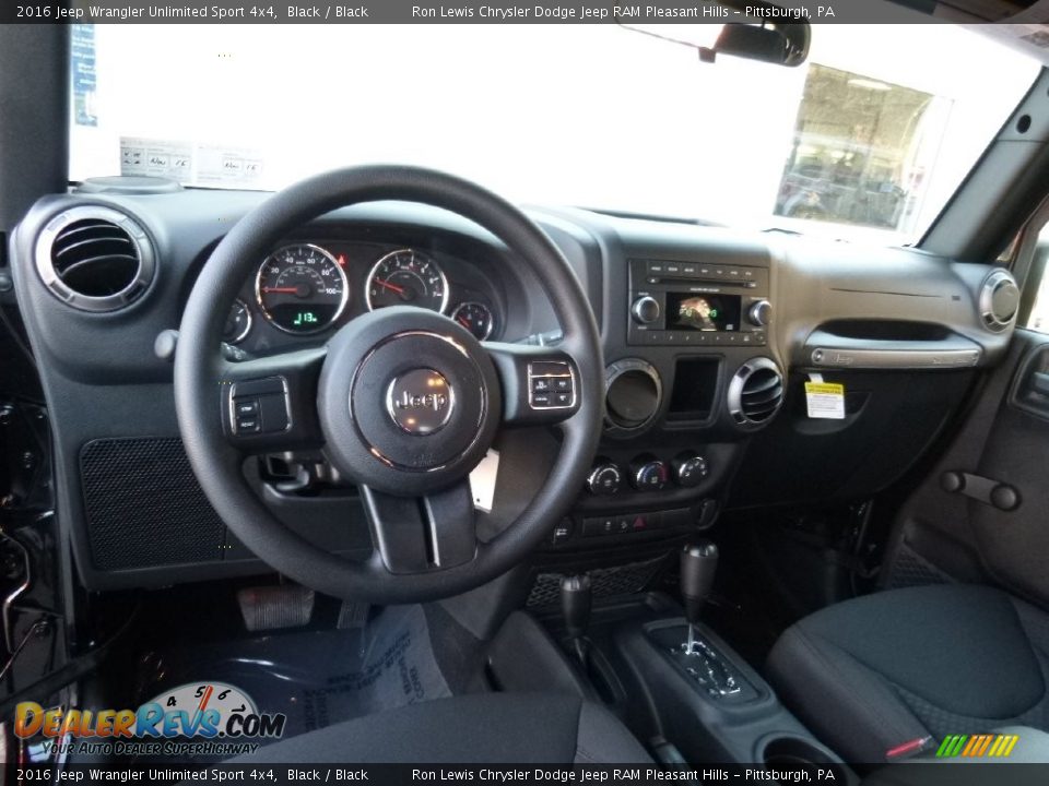 2016 Jeep Wrangler Unlimited Sport 4x4 Black / Black Photo #13