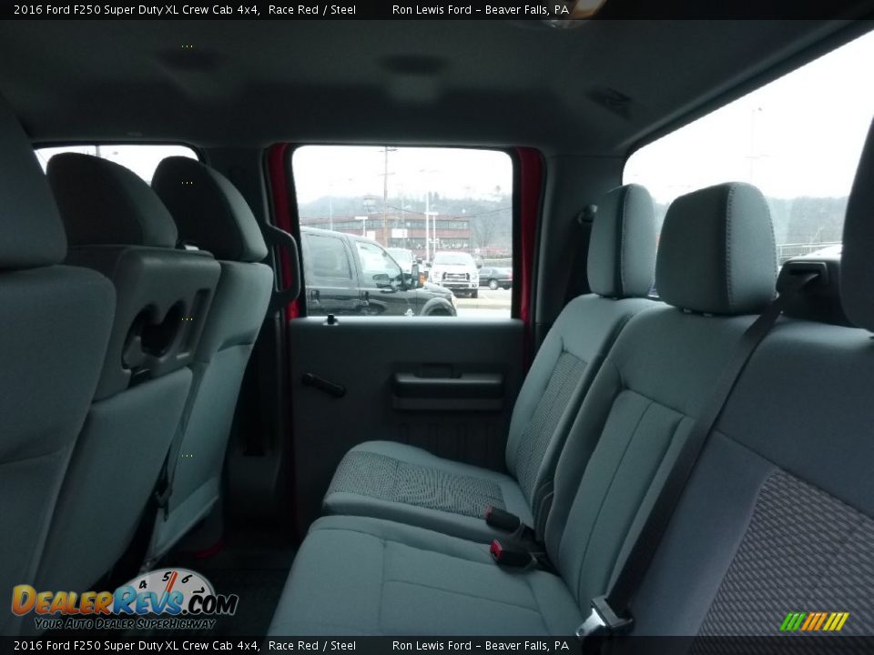 2016 Ford F250 Super Duty XL Crew Cab 4x4 Race Red / Steel Photo #14