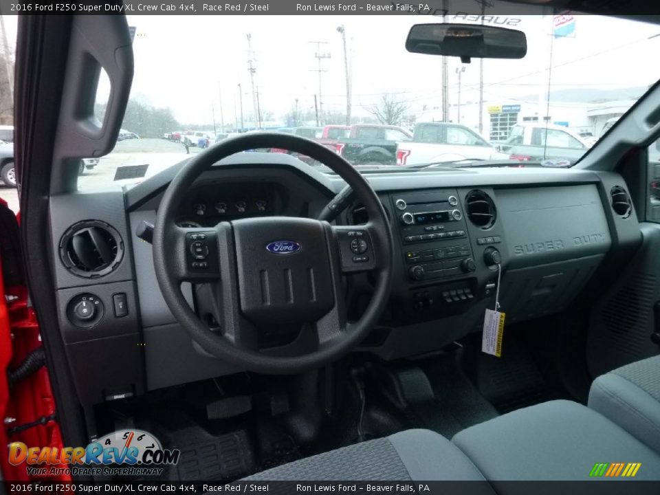 Steel Interior - 2016 Ford F250 Super Duty XL Crew Cab 4x4 Photo #15