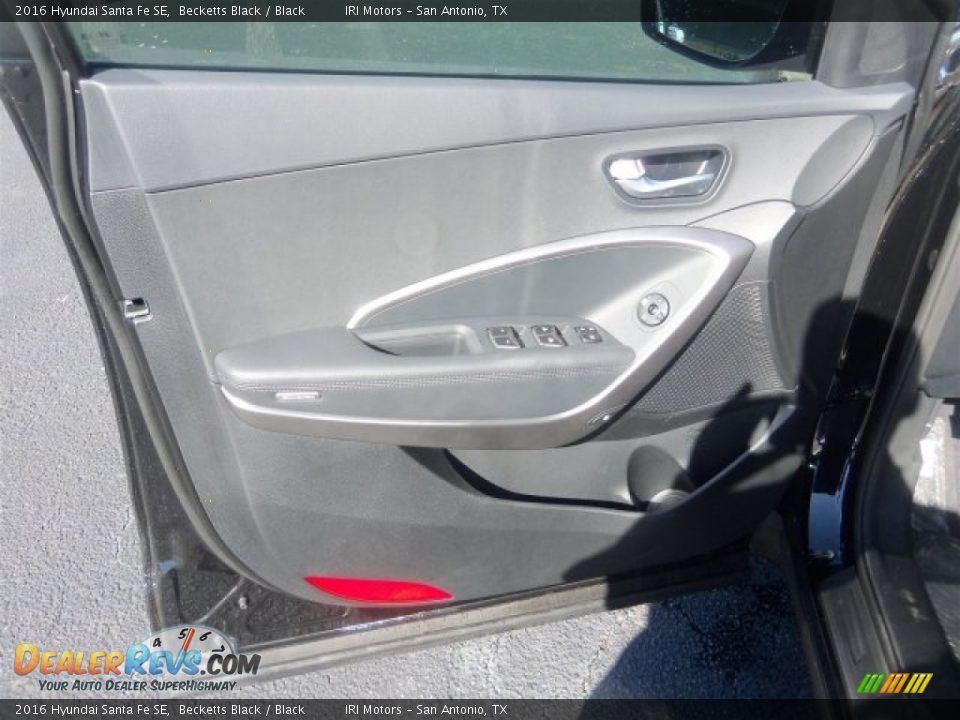 2016 Hyundai Santa Fe SE Becketts Black / Black Photo #24