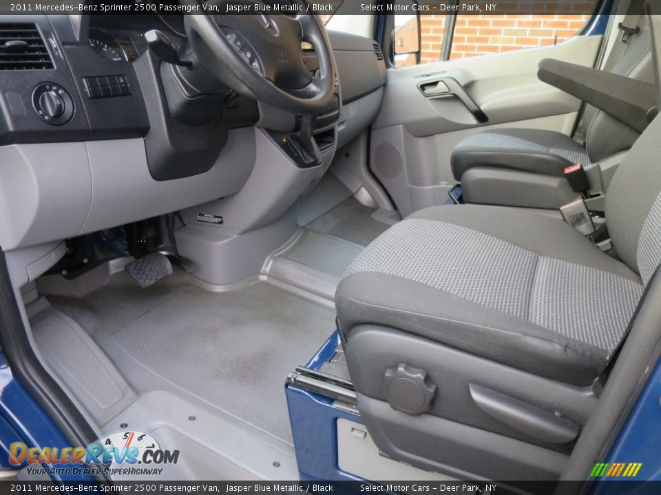 2011 Mercedes-Benz Sprinter 2500 Passenger Van Jasper Blue Metallic / Black Photo #10