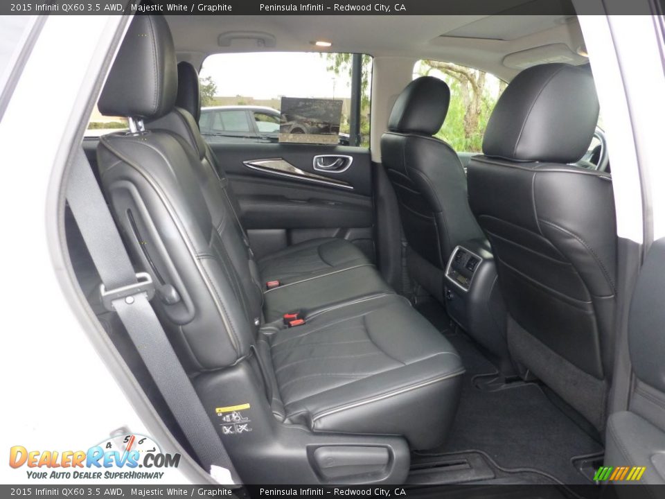 2015 Infiniti QX60 3.5 AWD Majestic White / Graphite Photo #17