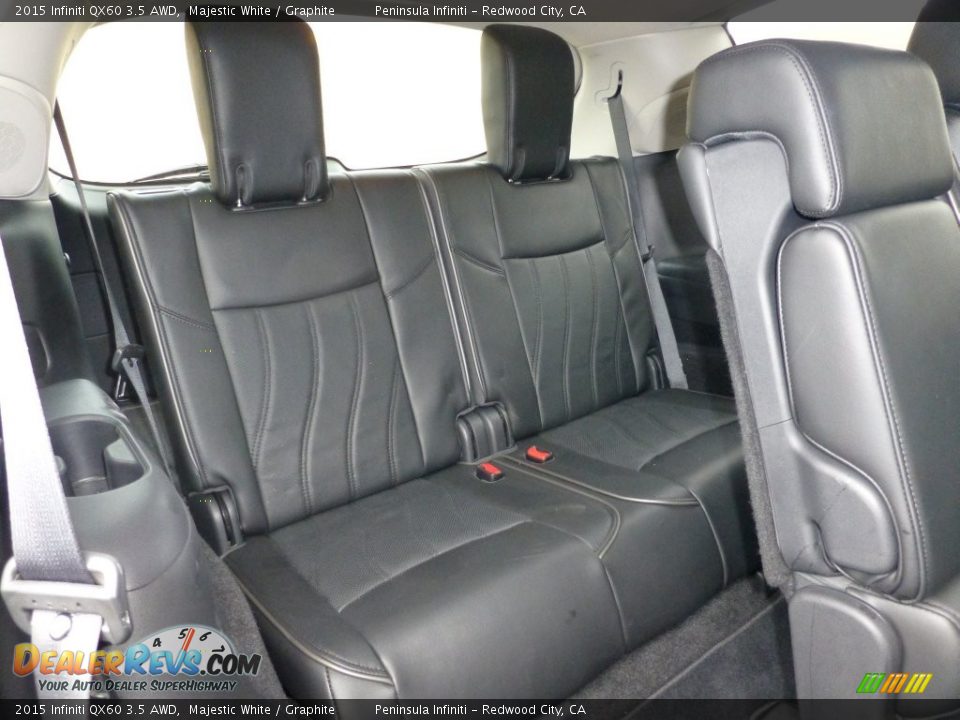 2015 Infiniti QX60 3.5 AWD Majestic White / Graphite Photo #18