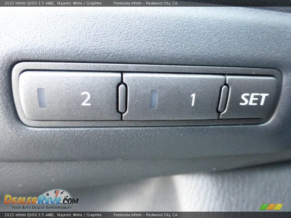 2015 Infiniti QX60 3.5 AWD Majestic White / Graphite Photo #23